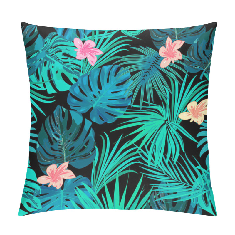 Personality  Tropical Jungle Palm Leaves Seamless Pattern Pillow Covers