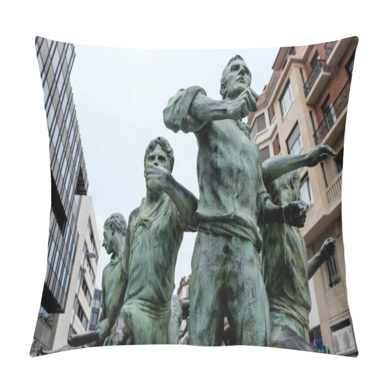 Personality  Pamplona Bull Run Monument With Building Behind. Spain Holidays. Pillow Covers