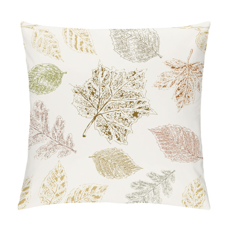 Personality  Seamless Nature Pattern. Fallen Leaves. Pillow Covers