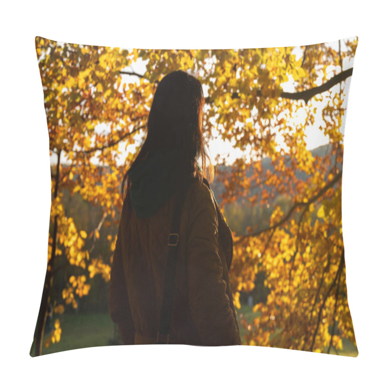 Personality  Portrait Of A Thoughtful Woman, Girl In Soft Autumn Sunlight Surrounded By Golden Leaves. Warm And Bright Outdoor Scene Reflecting The Joy And Beauty Of The Autumn Season, Back View Pillow Covers