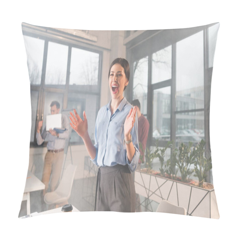 Personality  Attractive Businesswoman Standing And Screaming Near Coworkers In Office With Smoke Pillow Covers