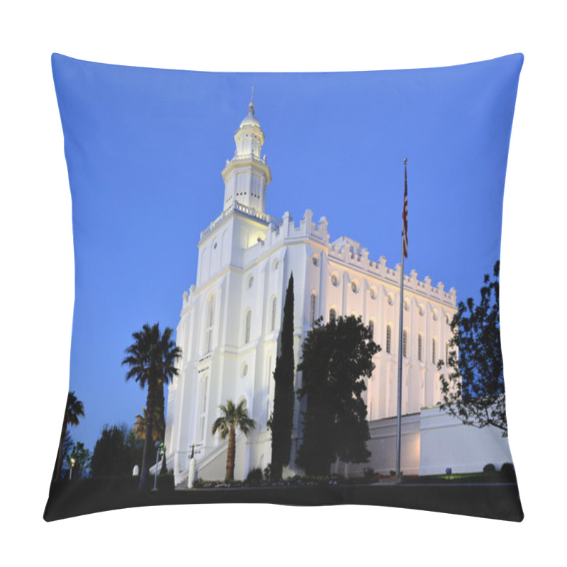 Personality  St George Utah LDS Mormon Temple In Early Morning Pillow Covers