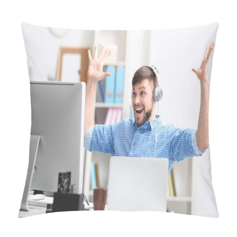 Personality  Handsome Young Programmer  Pillow Covers