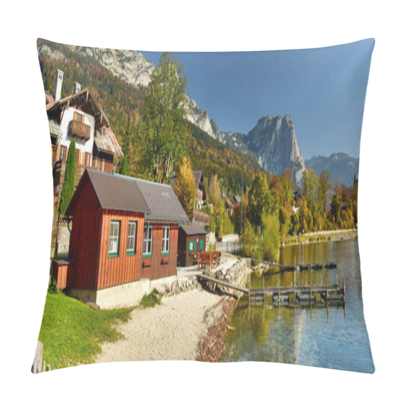 Personality  View Of The Lake Grundlsee In The Early Autumn Morning. Village Grundlsee, Styria, Austria. Pillow Covers