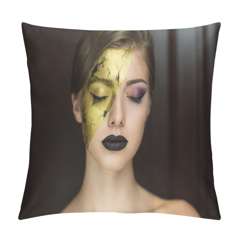 Personality  Golden Lady Make Up Pillow Covers