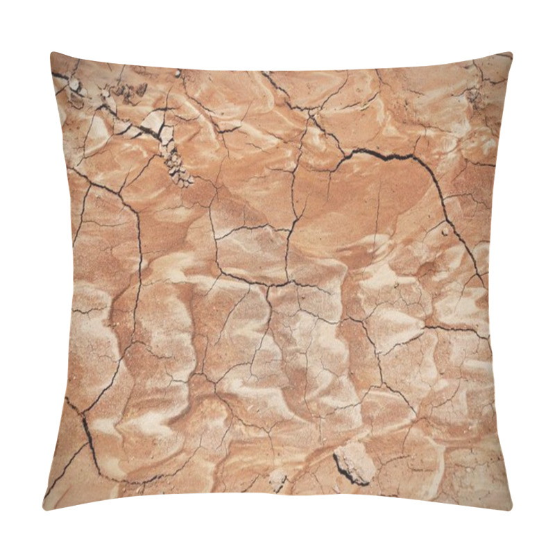 Personality  Dry, Cracked Earth Showcasing A Pattern Of Erosion And Drought Effects. Pillow Covers