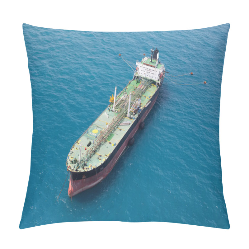 Personality  Oil Tanker In The Gulf Pillow Covers