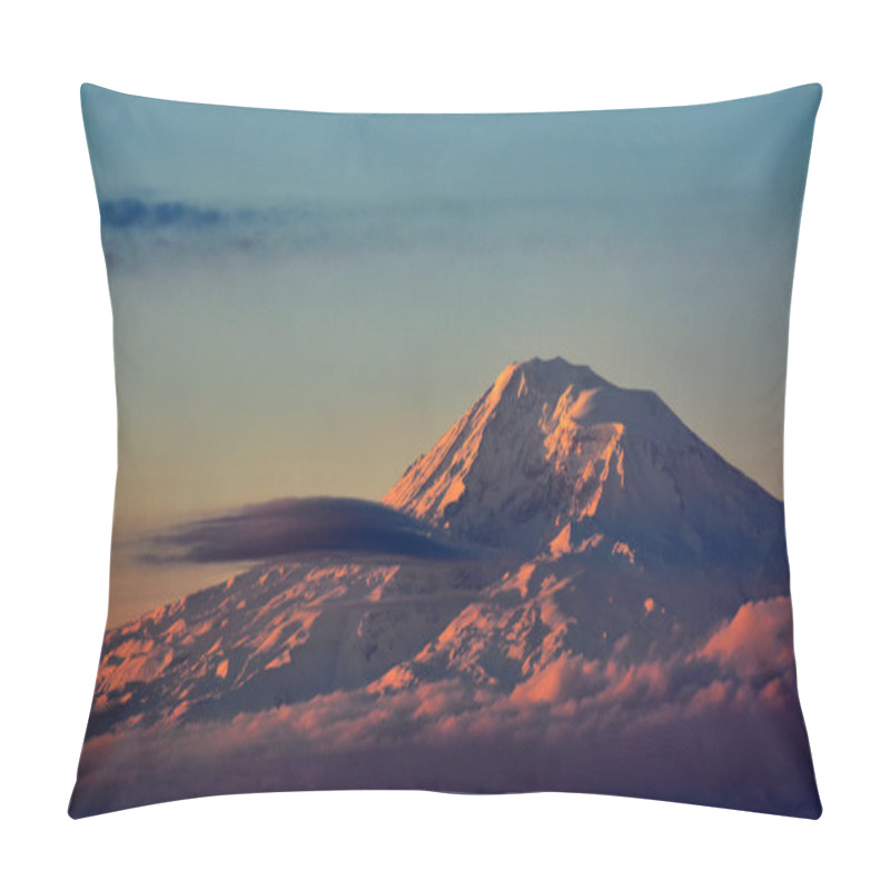 Personality  Top Of Ararat Mountain Pillow Covers