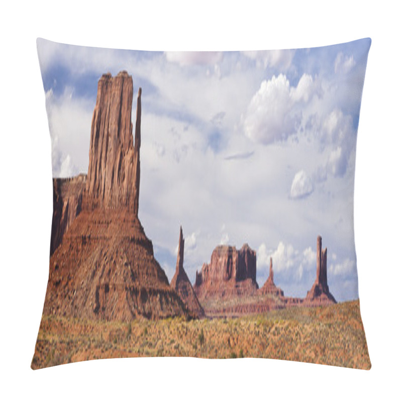 Personality  Sandstone Buttes, Mesas And Spires In Monument Valley Pillow Covers