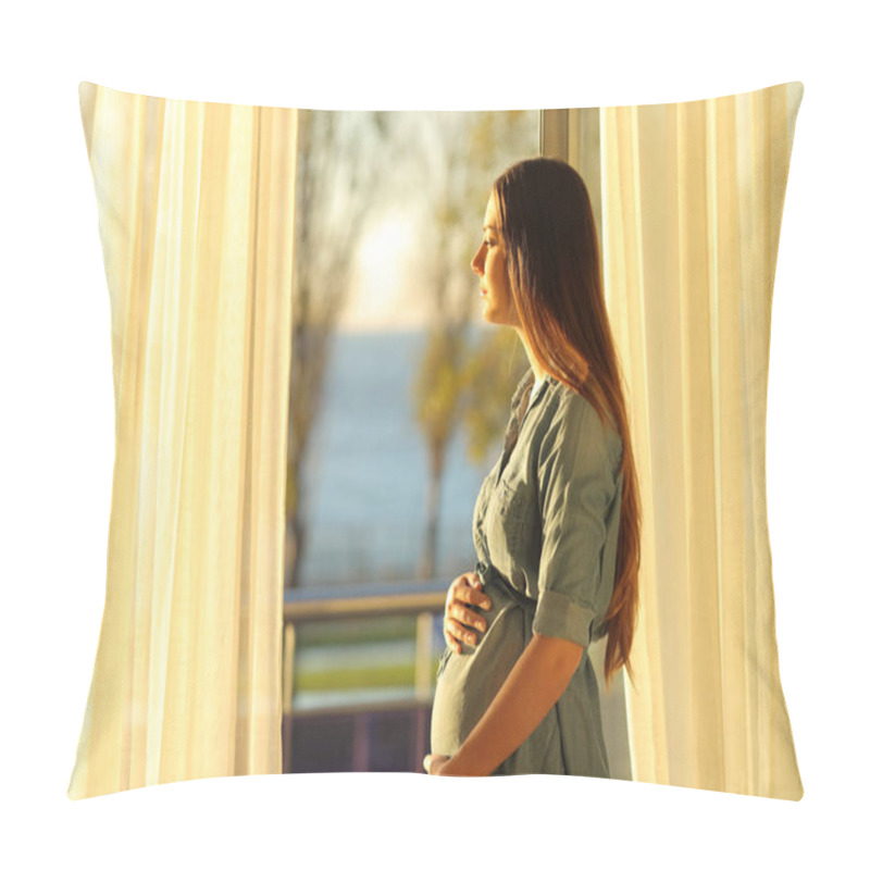 Personality  Side View Portrait Of A Serious Pregnant Woman Looking Through A Window At Sunset Pillow Covers