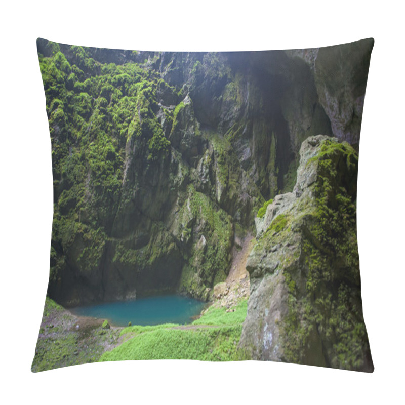 Personality  Macocha Pillow Covers