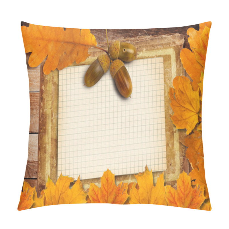 Personality  Old Grunge Paper With Autumn Oak Leaves And Acorns On The Abstra Pillow Covers