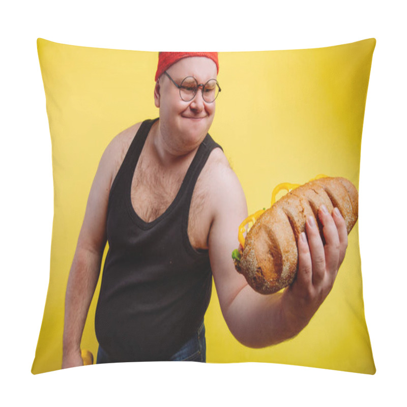 Personality  Funny Fat Man Sweats While Lifting Burger Pillow Covers