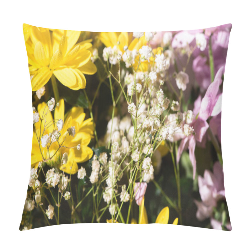 Personality  Close Up View Of Fresh Violet And Yellow Daisies Pillow Covers