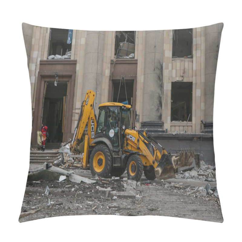 Personality  UKRAINE, KHARKIV, 01 MARCH 2022: View Of The Ruined City Center Of Kharkiv. Russia's Invasion Of Ukraine. Pillow Covers