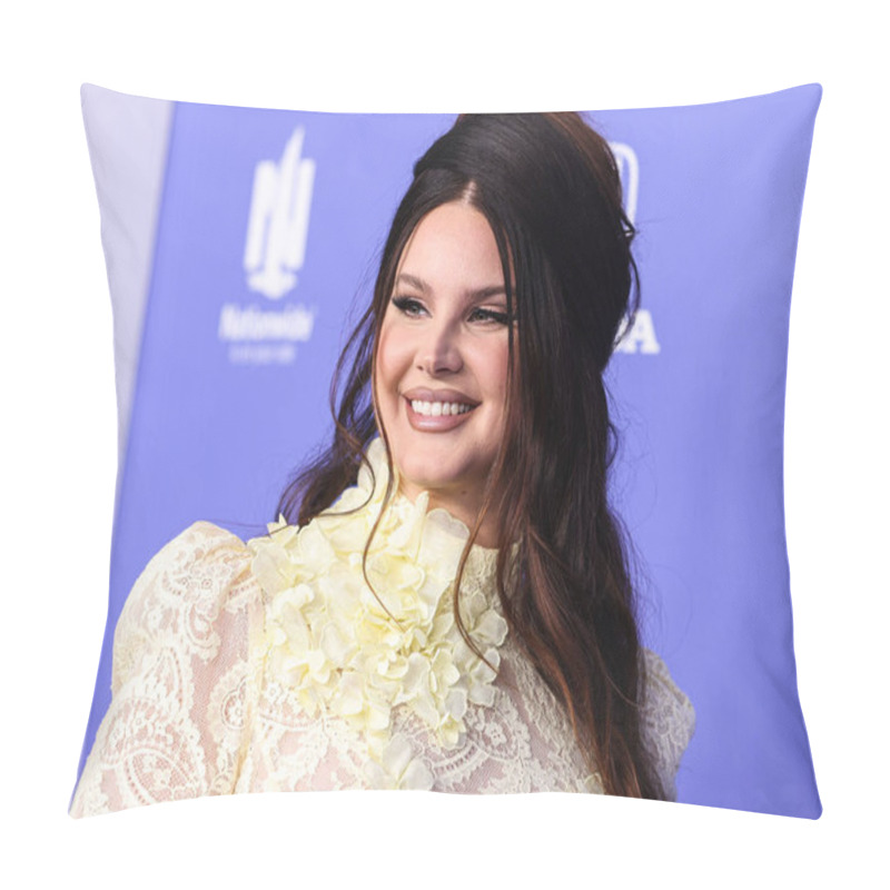 Personality  Lana Del Rey Wearing A Zimmermann Dress Arrives At The 2023 Billboard Women In Music Held At The YouTube Theater On March 1, 2023 In Inglewood, Los Angeles, California, United States. Pillow Covers