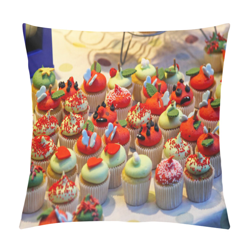 Personality  Cupcake Decor Pillow Covers