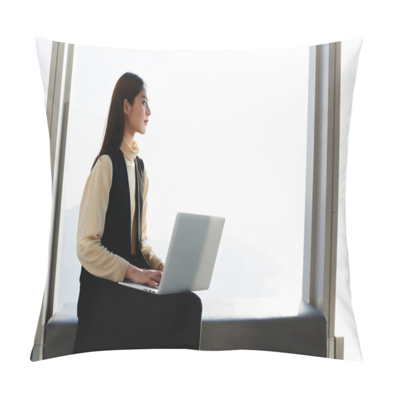 Personality  Young Asian Businesswoman Pillow Covers