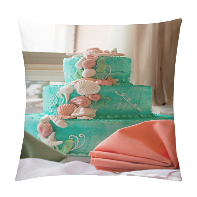 Personality  Tiered Wedding Cake Pillow Covers