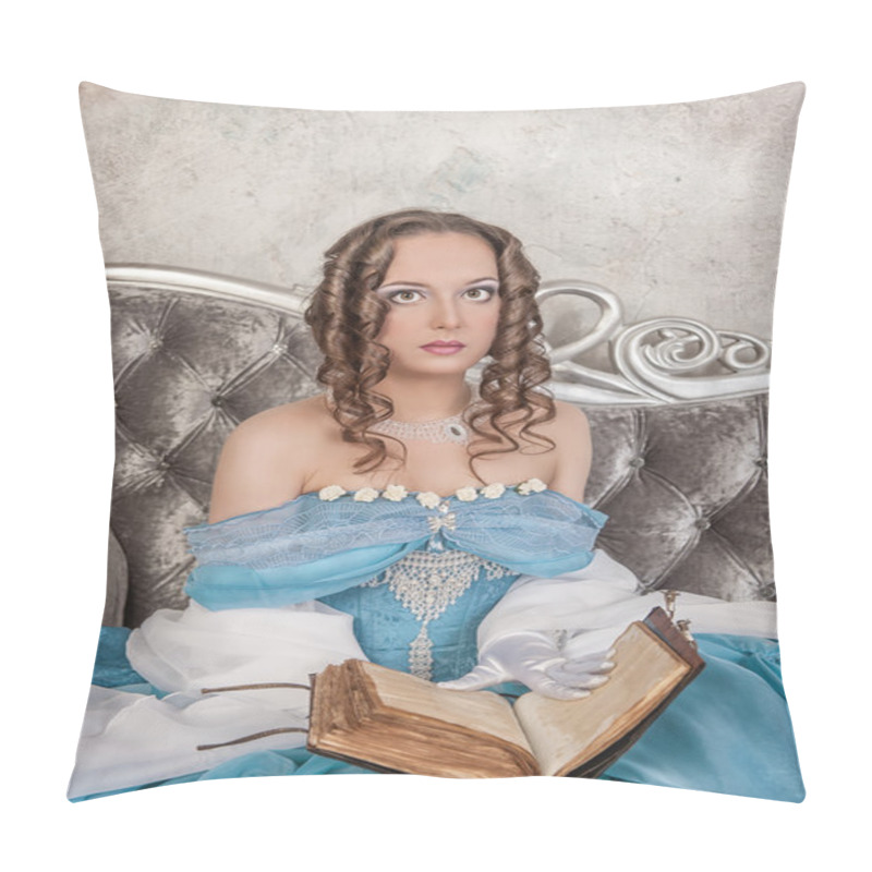 Personality  Beautiful Woman In Medieval Dress With Book On The Sofa Pillow Covers