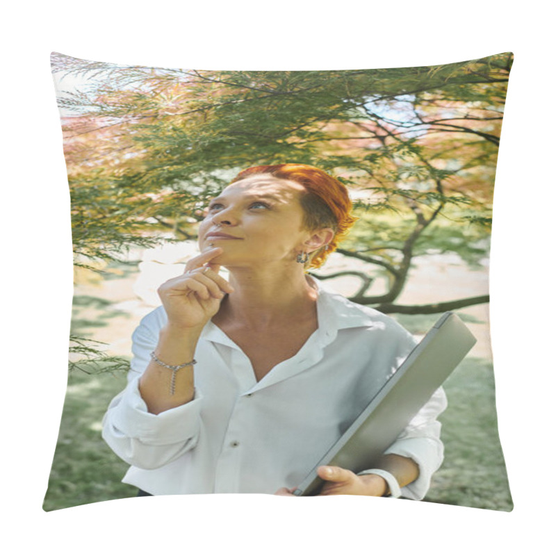 Personality  A Teacher With Red Hair And A White Shirt Stands Thoughtfully In A Campus Courtyard. Pillow Covers