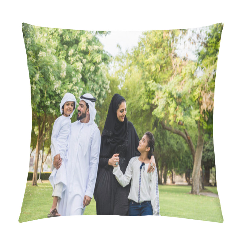 Personality  Happy Middle-eastern Family Having Fun In A Park In Dubai - Parents And Kids Celebrating The Weekend In The Nature Pillow Covers