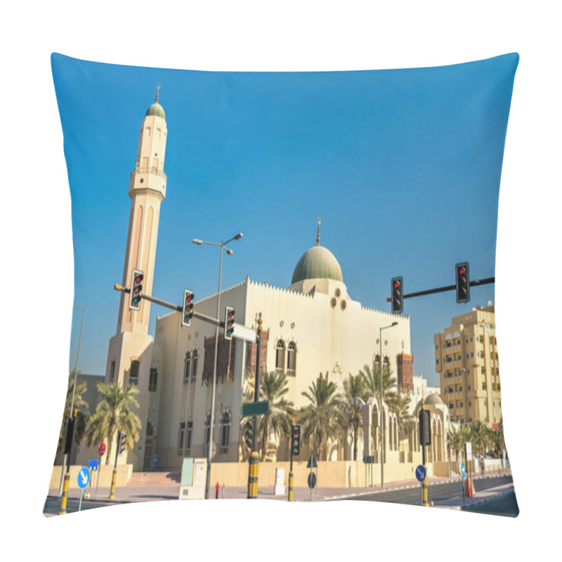 Personality  Mosque In The Old Town Of Doha, The Capital Of Qatar. Pillow Covers