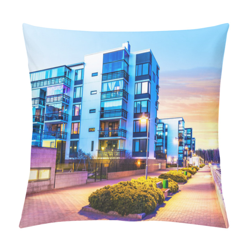 Personality  Modern Real Estate Pillow Covers