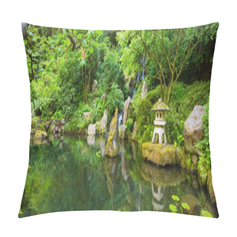 Personality  Beautiful Japanese Garden Pillow Covers