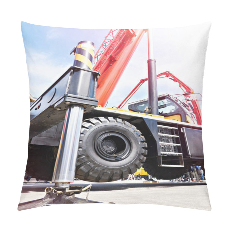 Personality  Hydraulic Support Construction Truck With Platform Pillow Covers