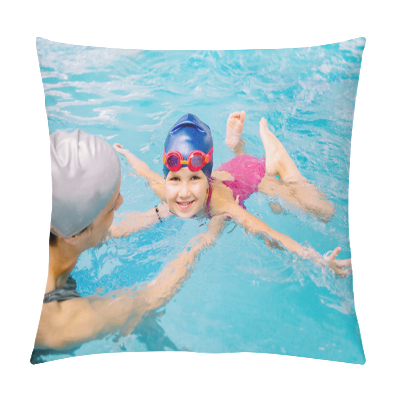 Personality  Little Girl Learning To Swim With Instructor Pillow Covers