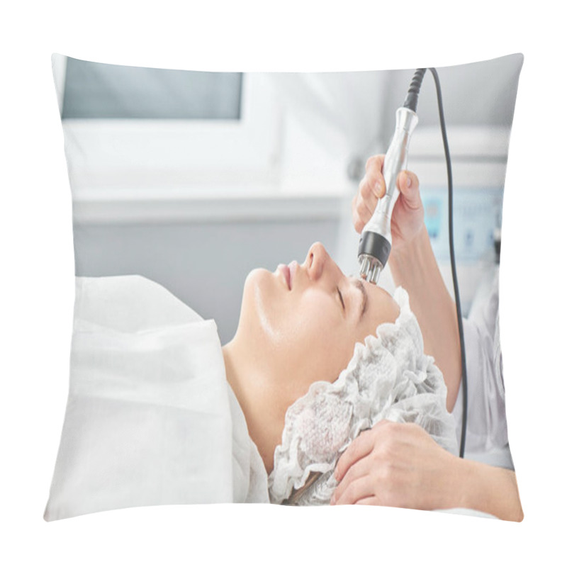 Personality  Professional Beautician In Office Conducts Session Of Thermal Or Radio Frequency Hardware RF Lifting. Tightening And Rejuvenation Of Face Skin Woman Patient Close Up Pillow Covers