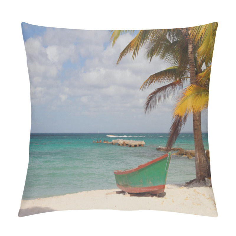 Personality  Boat Under Palm Tree. Isla Saona, La Romana, Dominican Republic Pillow Covers