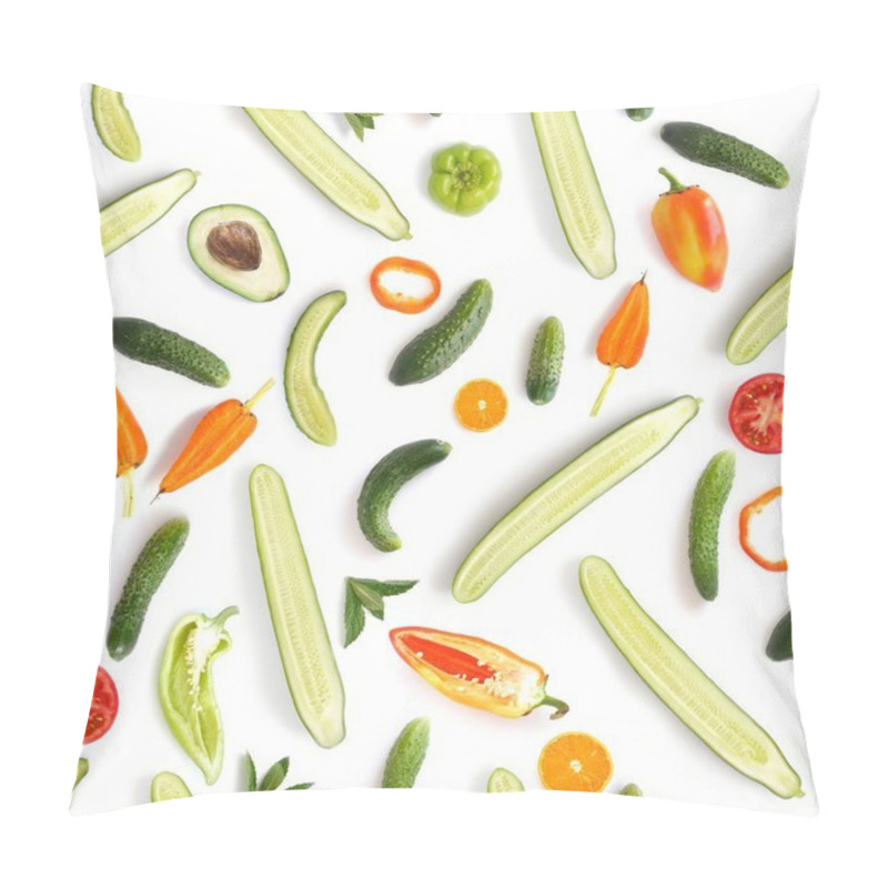 Personality  Seamless Pattern Of Fresh Tomatoes, Peppers, Avocados, Cucumbers And Green Basil Isolated On White Background, Top View Pillow Covers