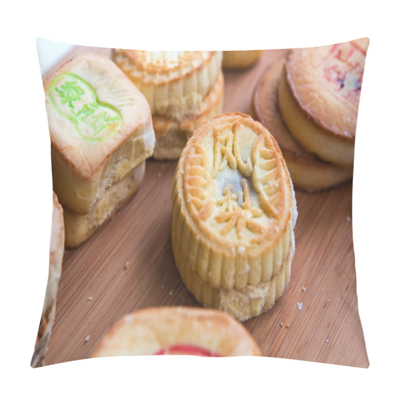 Personality  Tasty Chinese Lotus Seed Paste Mooncakes Pillow Covers