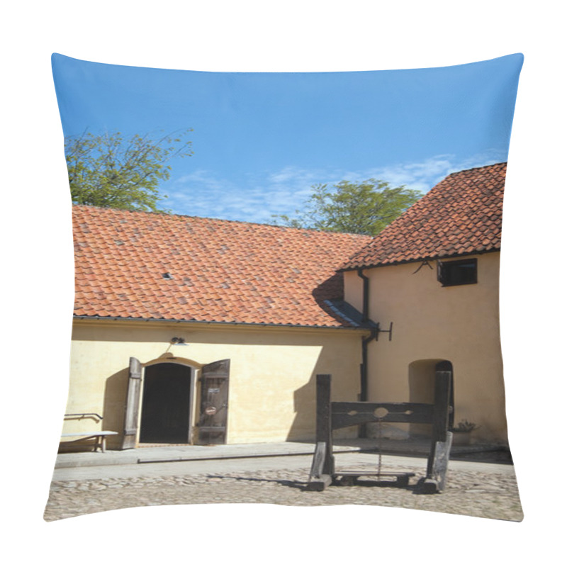 Personality  Medieval Torture Stocks Pillow Covers