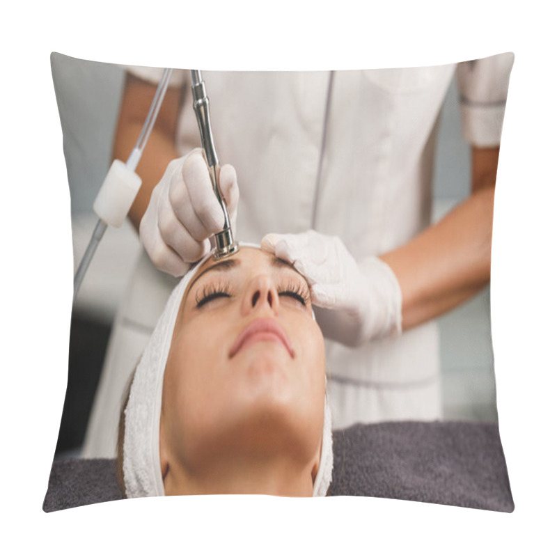 Personality  Shot Of A Beautiful Young Woman On A Microdermabrasion Facial Treatment At The Beauty Salon. Pillow Covers