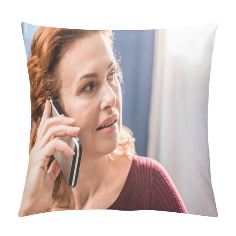 Personality  Woman Talking On Smartphone Pillow Covers