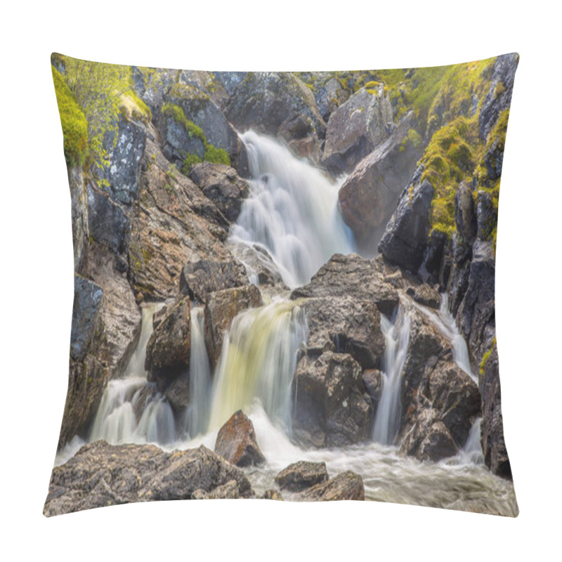 Personality  Close Up Of Waterfall With Long Exposure And Blurred Water Flow Pillow Covers