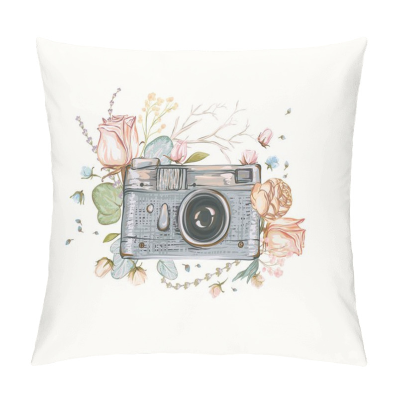 Personality  Vintage Retro Photo Camera In Flowers, Leaves, Branches On White Background. Watercolor Design, Flat Style. Hand Drawn Vector Illustration, Separated Elements In Collage Pillow Covers