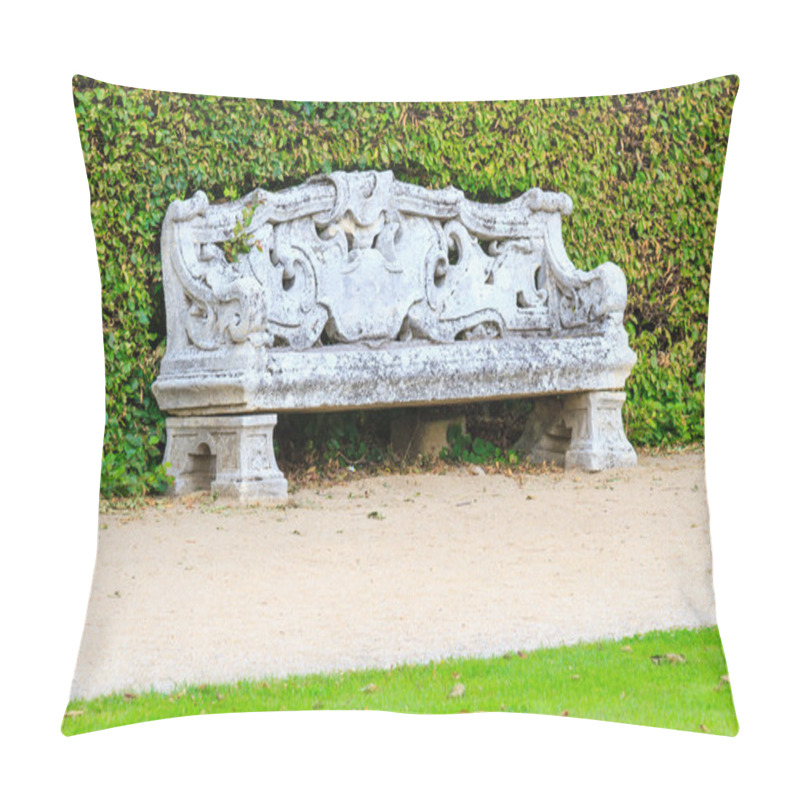 Personality  Ornamental English Garden With Stone Bench Pillow Covers