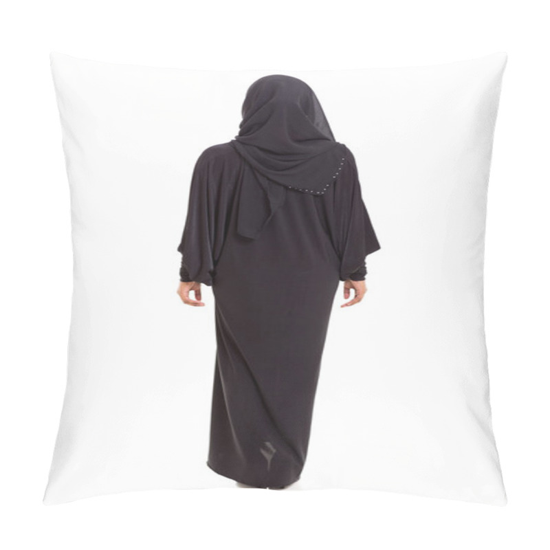 Personality  Back View Of Arabian Woman Pillow Covers