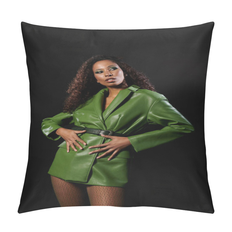 Personality  A Captivating Woman Showcases Her Fierce Style In A Vibrant Green Outfit Under Moody Lighting. Pillow Covers