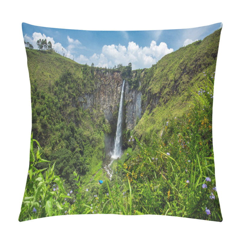 Personality  Beautiful Sipisopiso Waterfall Pillow Covers