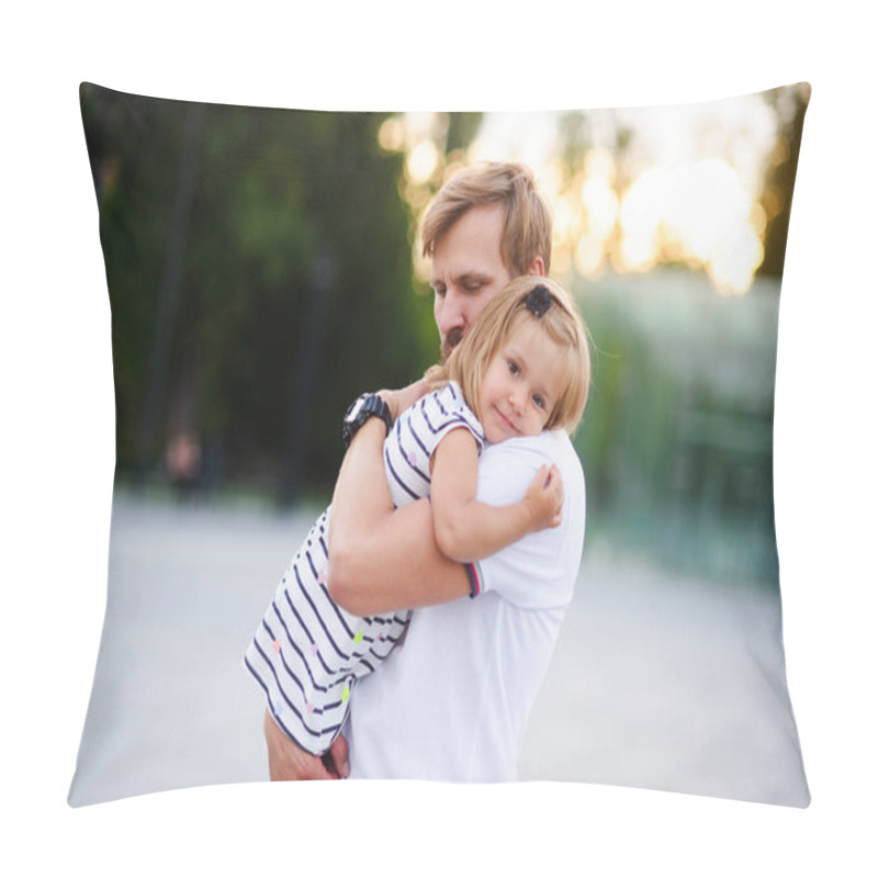 Personality  Young Father Holds The Little Daughter On Hands. Pillow Covers