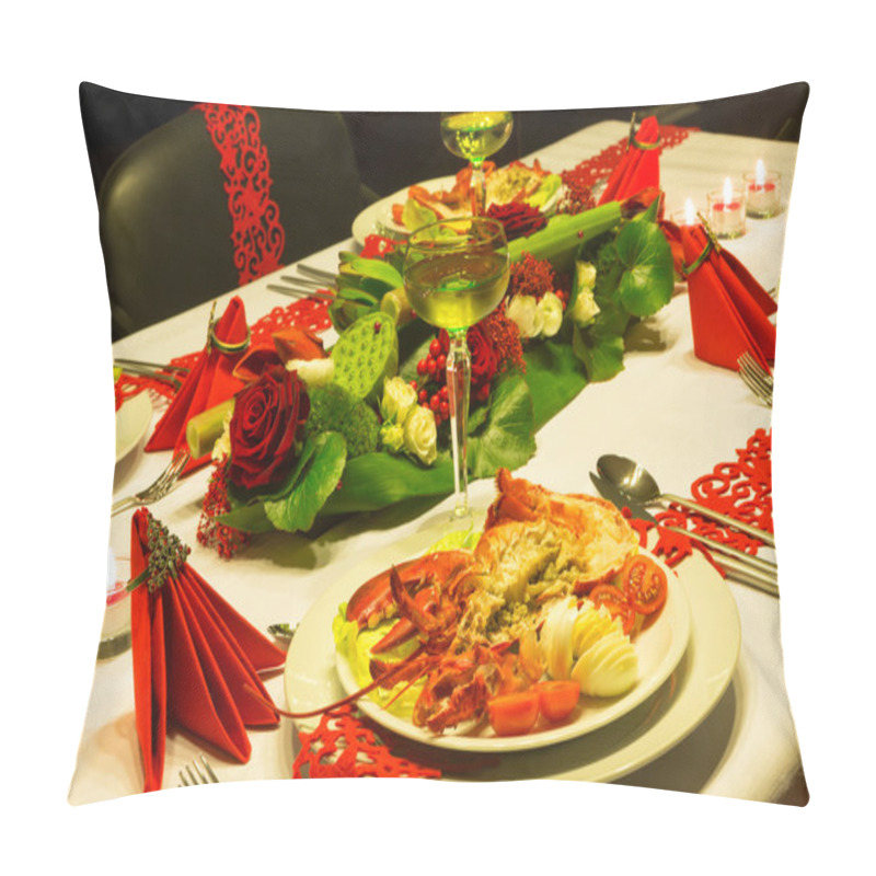 Personality  Red Ribbons On Festive Table Pillow Covers