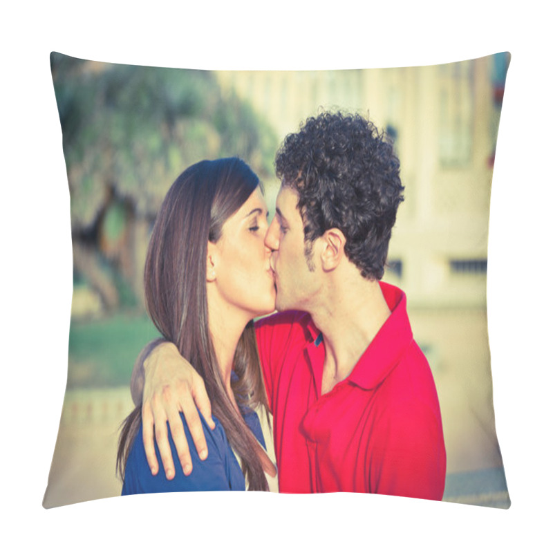 Personality  Young Couple Kissing Pillow Covers