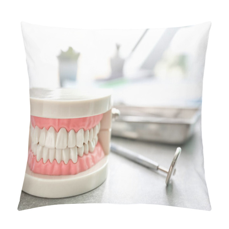 Personality  Jaw Model With Dentist's Mirror On Light Table Pillow Covers