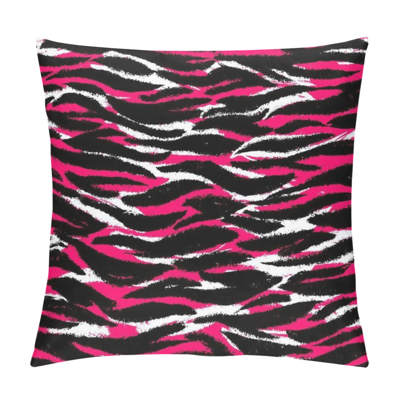 Personality  Seamless Pattern. Purple And Black Stripes Under The Tiger. Pillow Covers