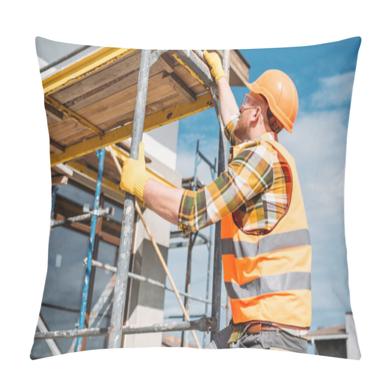 Personality  Handsome Builder Climbing On Scaffolding At Construction Site Pillow Covers